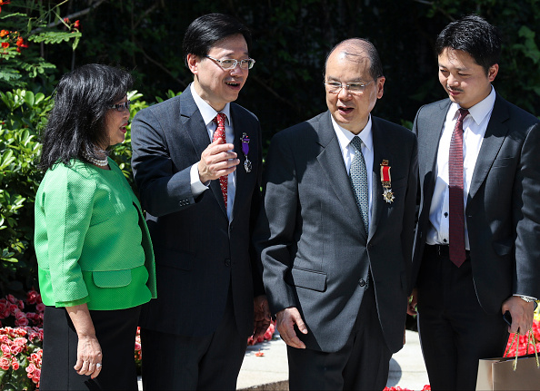 李家超李文龍合照 Photo of John Lee and Gilbert Lee together